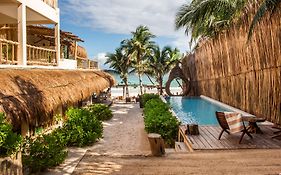 Dune Boutique Hotel Located At The Party Zone (Adults Only)